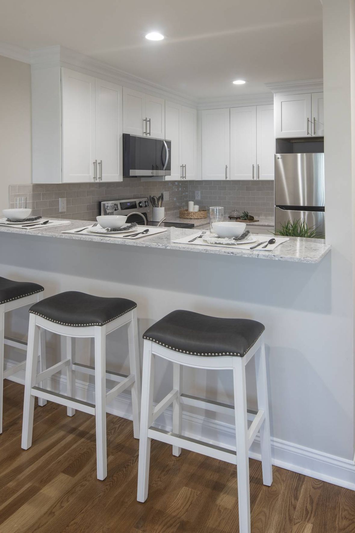 Legion Manor Large White Airy Bathroom