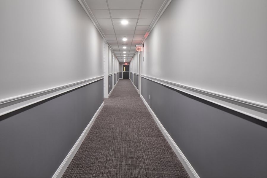 North Washington Square at Hickory Large Modern White Walk In Closet