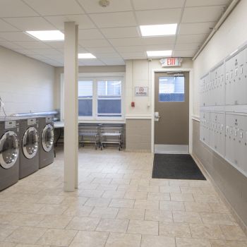 Laundry & Mail, All in One