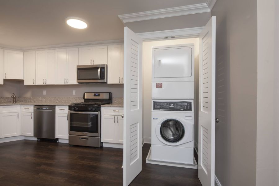 West Church Gardens Modern Minimal Bathroom with Tub and Sink