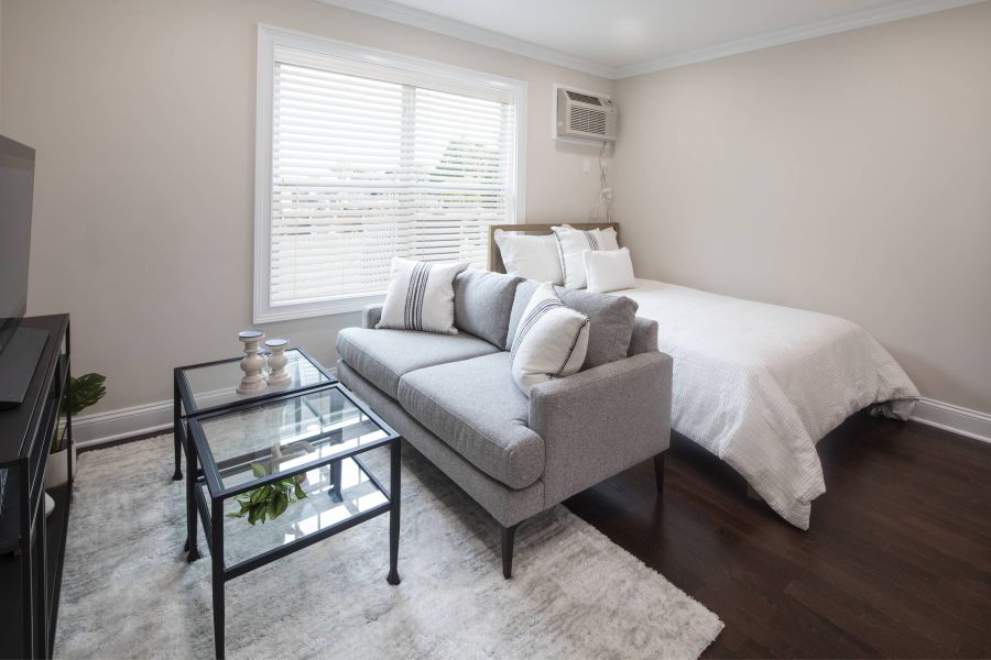 Westwood Manor Large Modern White Walk In Closet